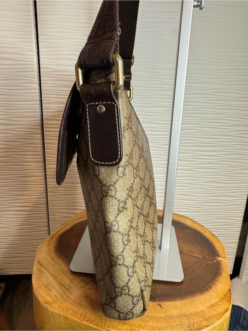 Gucci Tan & Dark Brown GG Canvas Crossbody Ba - Picture 3 of 16
